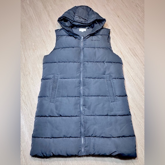 pink soda Jackets & Blazers - Pink Soda Sport Longline Hooded Puffer Vest Black Size M